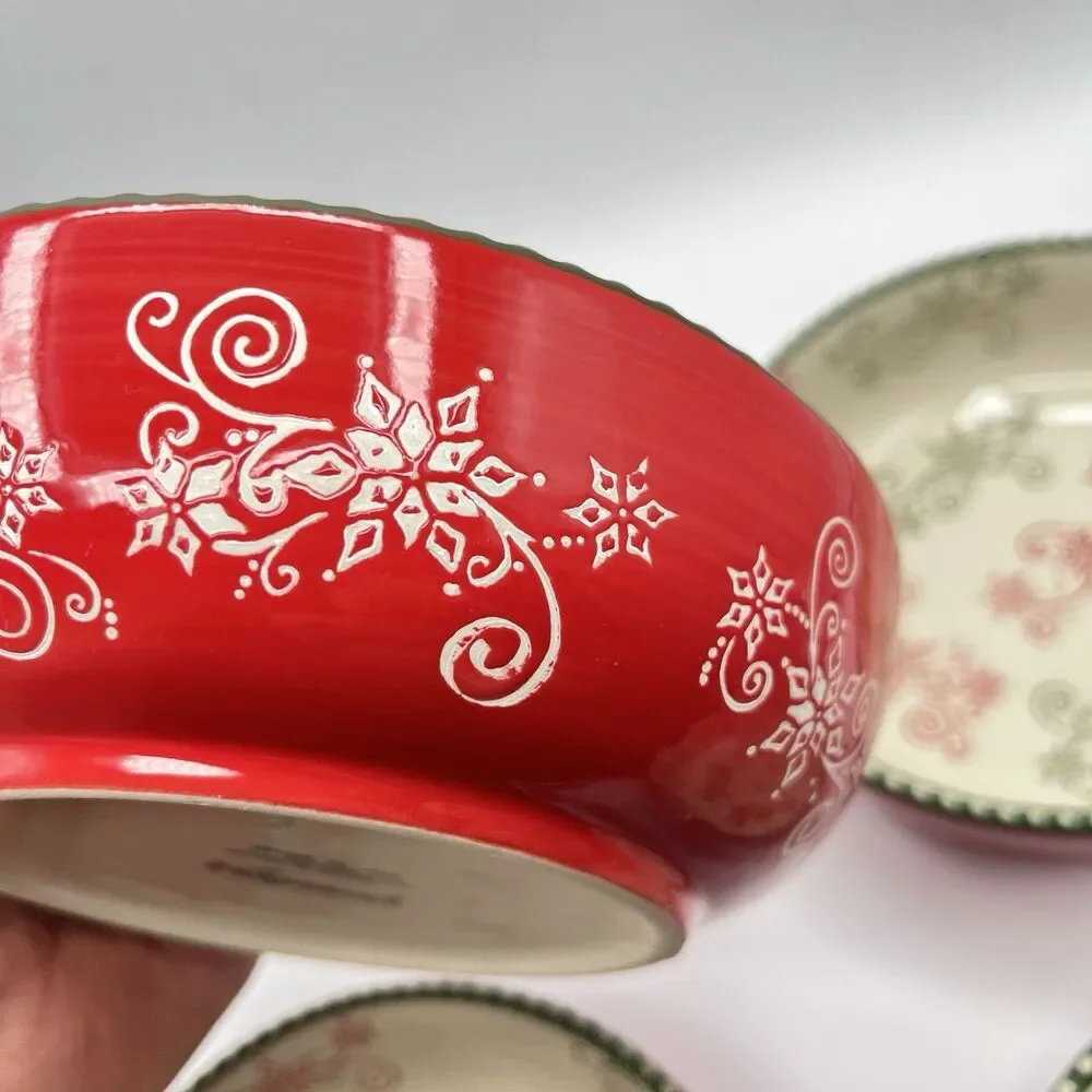 Temp-Tations 8 “ Red Poinsetta Bowls With Ruffled Edge - Set Of 4
